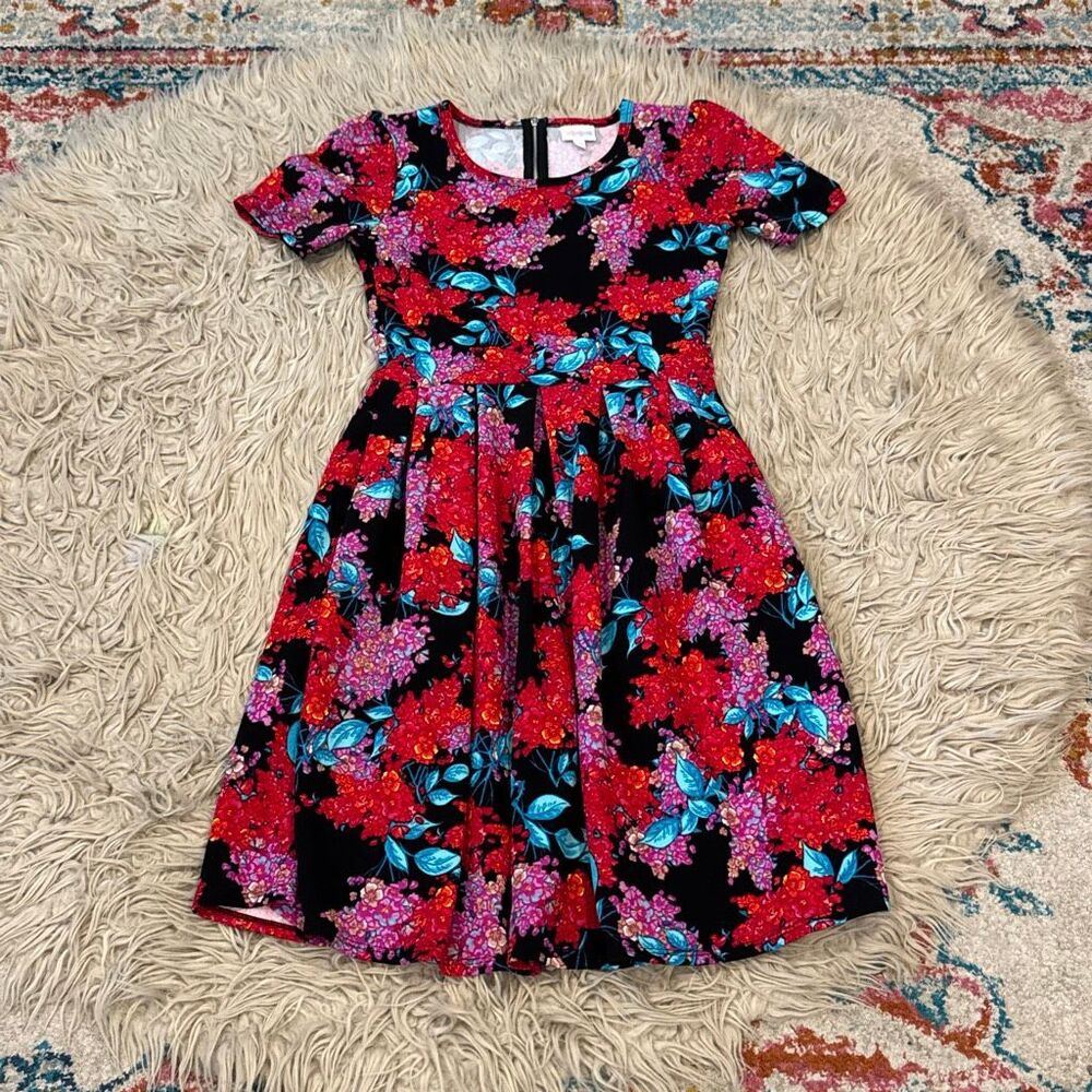 Lularoe floral Amelia dress size small